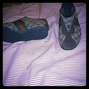 Gucci Ace GG Supreme women's  size 9 B (117706)